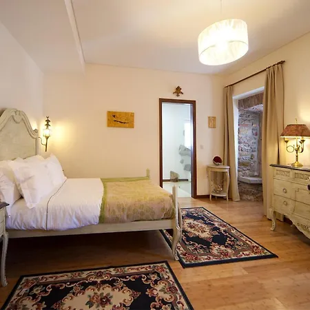 Bed & Breakfast Artvilla Cadaval