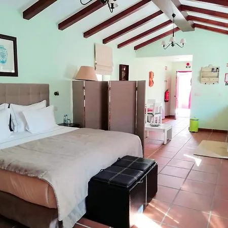 Artvilla Bed & Breakfast Cadaval