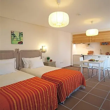 Artvilla 4*